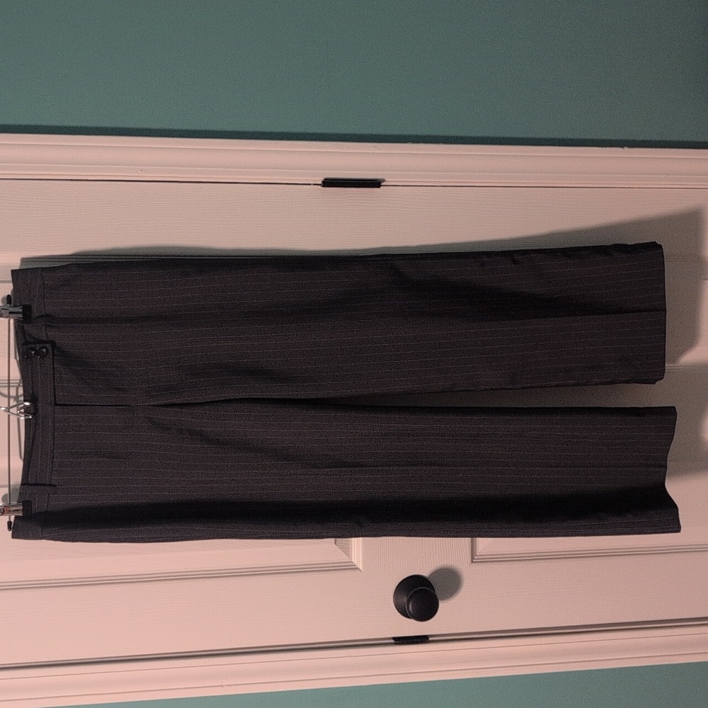 Ann Taylor Charcoal Pinstripe Suit 6P - Picture 6 of 10